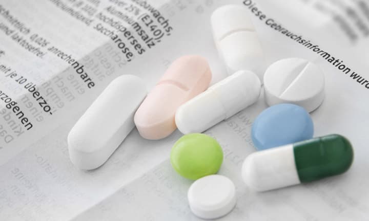 Medicaments and German package insert adverse effects background