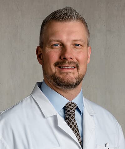 Portraitfoto Prof. Matthias Zumstein