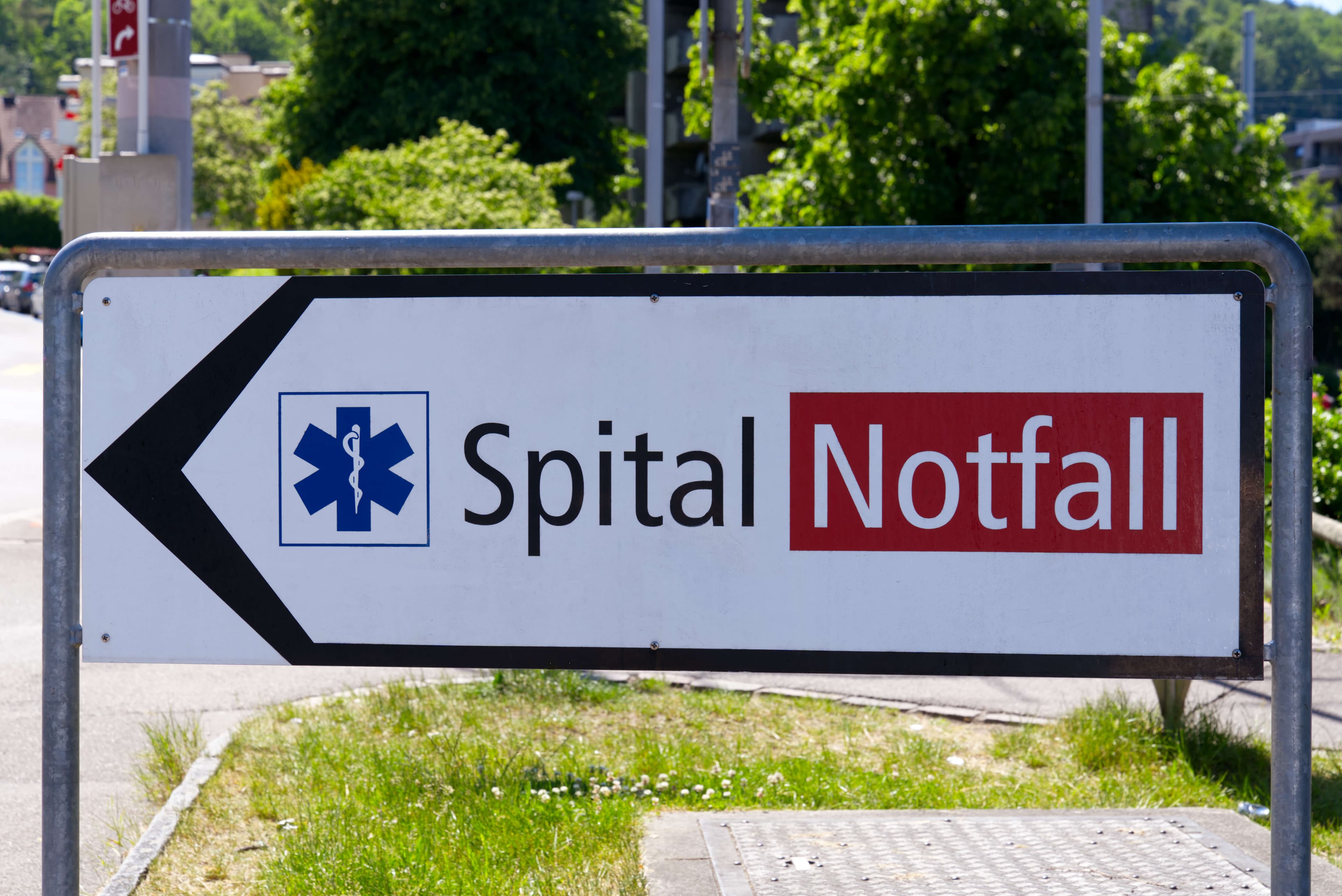 Wegweiser. Spital-Notfallaufnahme.