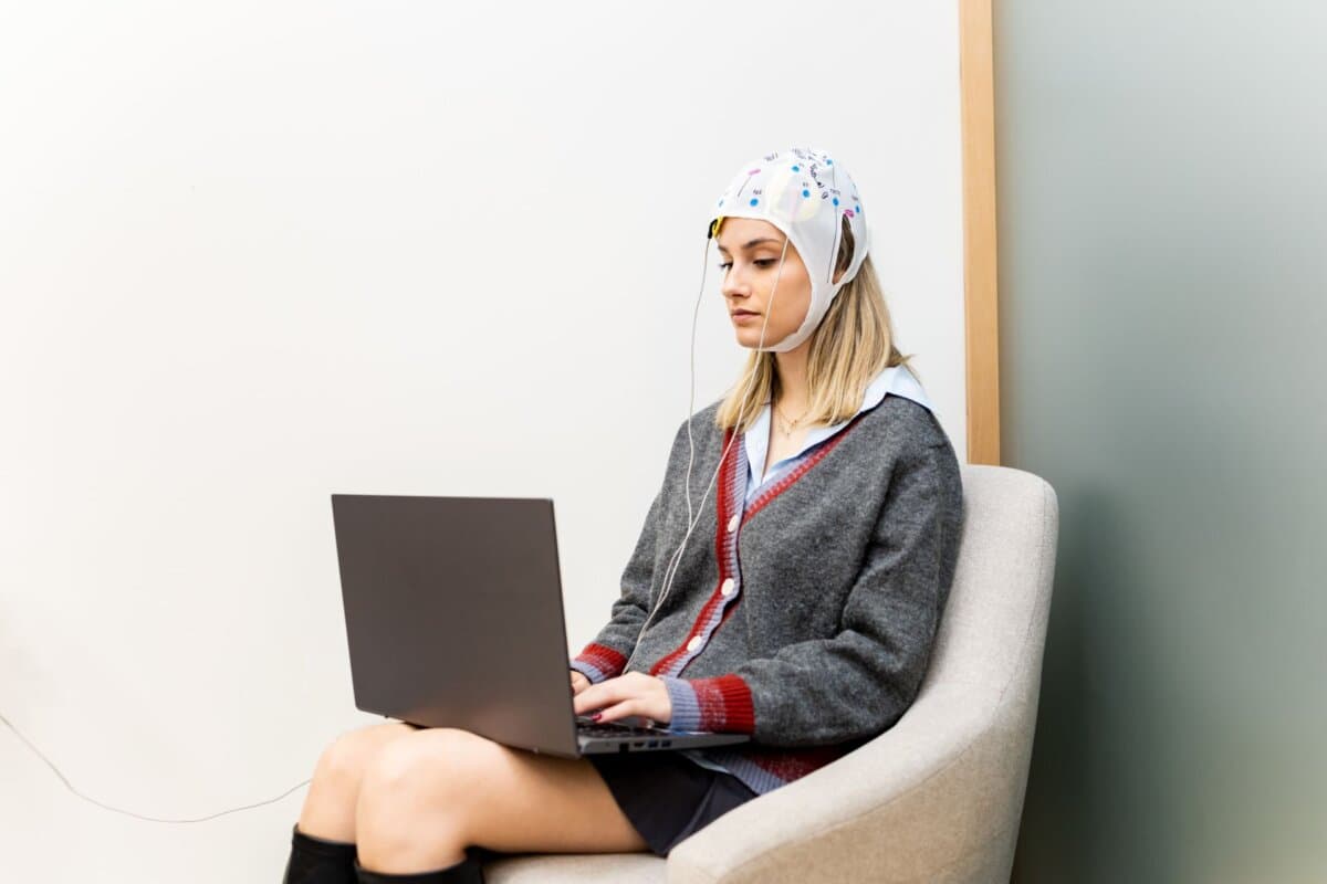 Konzept der transkraniellen Gleichstromstimulation (tDCS)