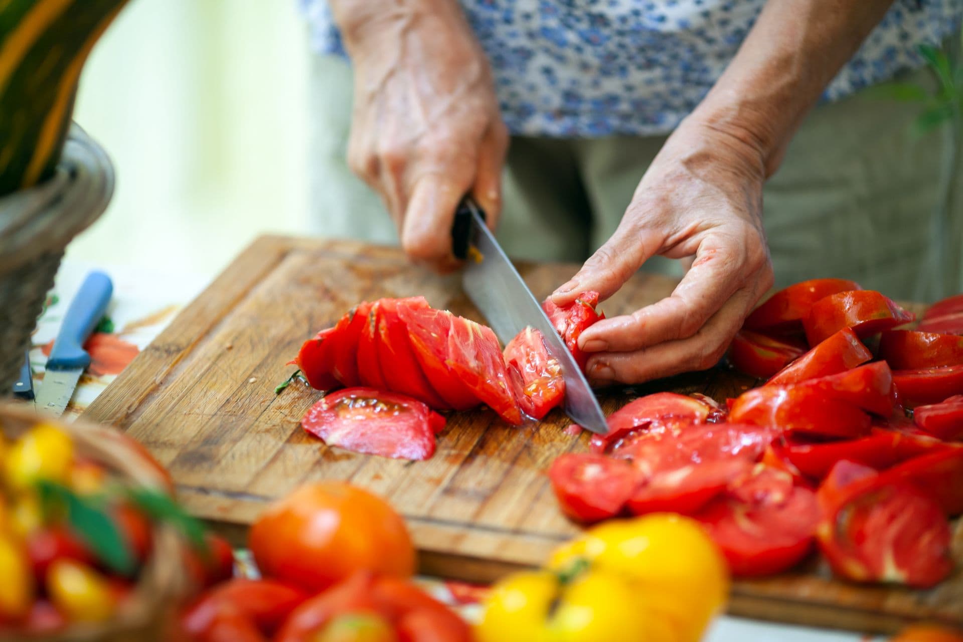 Ob Menschen eine Demenz entwickelten, hatte in einer neuen Studie kaum mit der Ernährung zu tun.