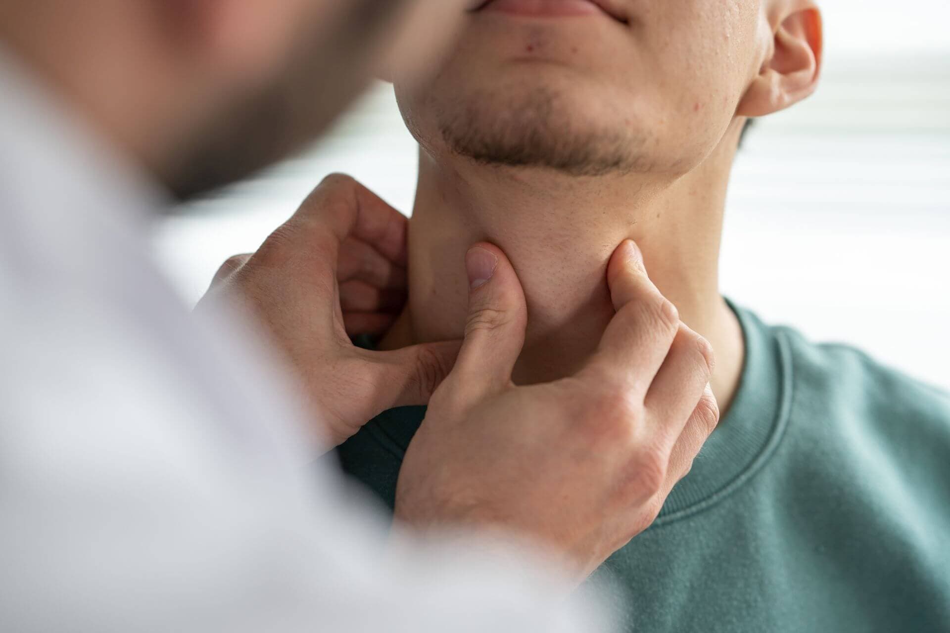 Mehr als die Hälfte der Diagnosen eines Schilddrüsenkarzinoms wurden bei Patienten ohne auffällige Symptome gestellt.