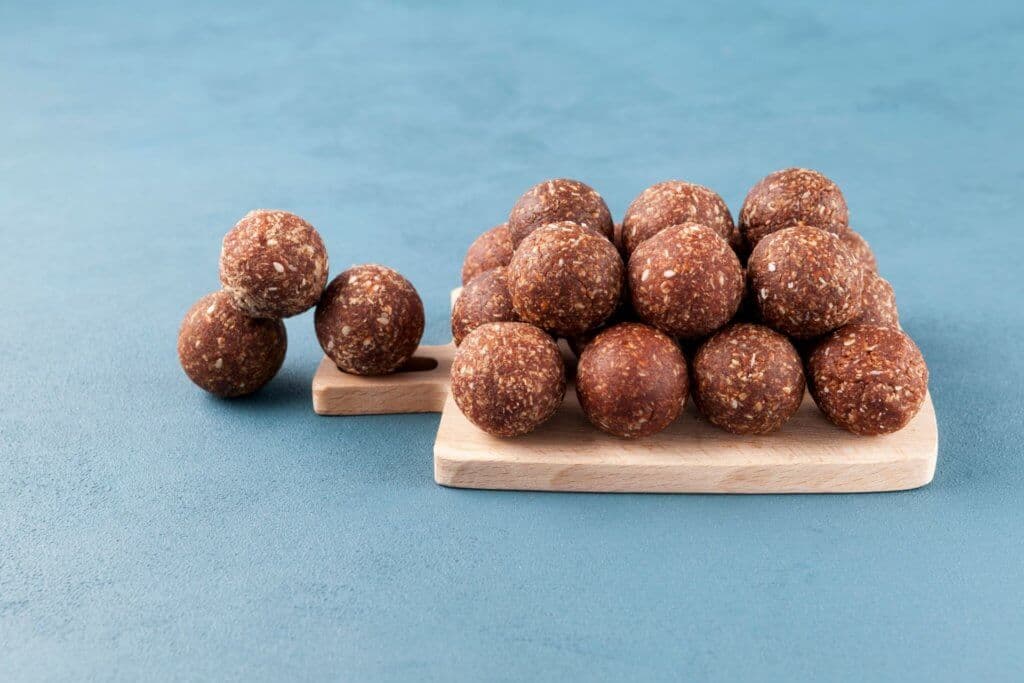Erythrit wird gern als Zuckeraustauschstoff in Keto-Rezepten verwendet