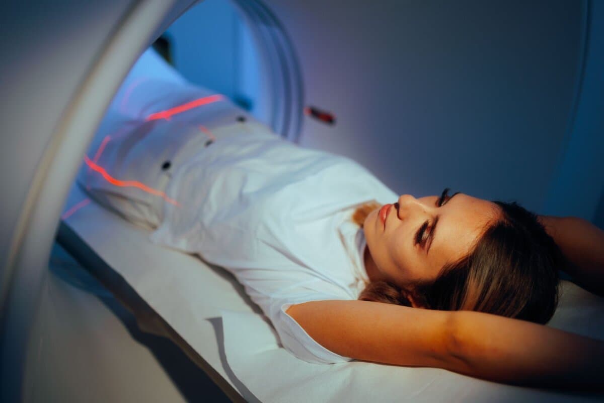 In der LEANOX-Studie untersuchten Forscher die Oxaliplatin-Dosierung je nach CT-bestimmtem Körperfettanteil.