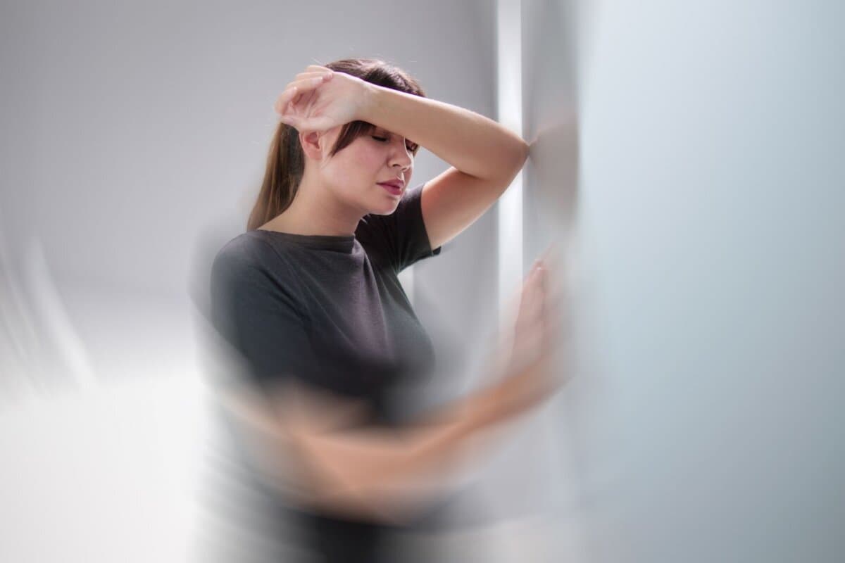 La maladie de ménière provoqie des crises de vertige