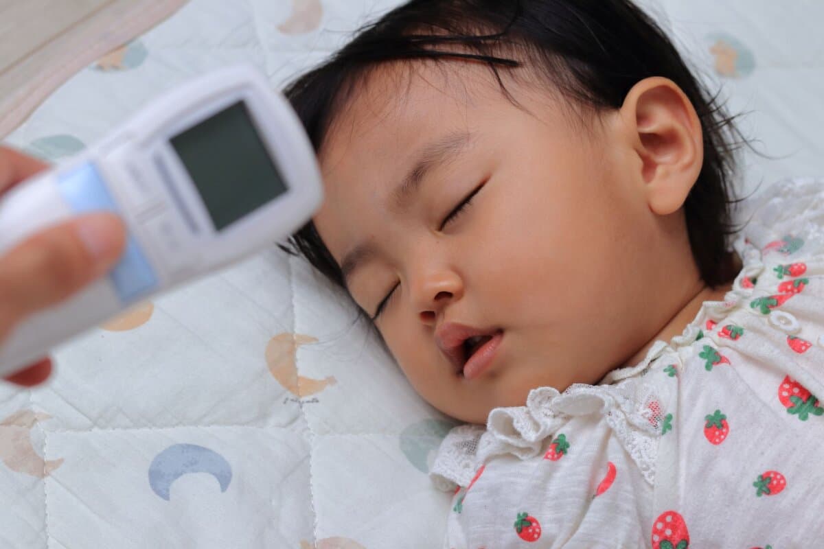 Das Kawasaki-Syndrom betrifft vor allem Kleinkinder.